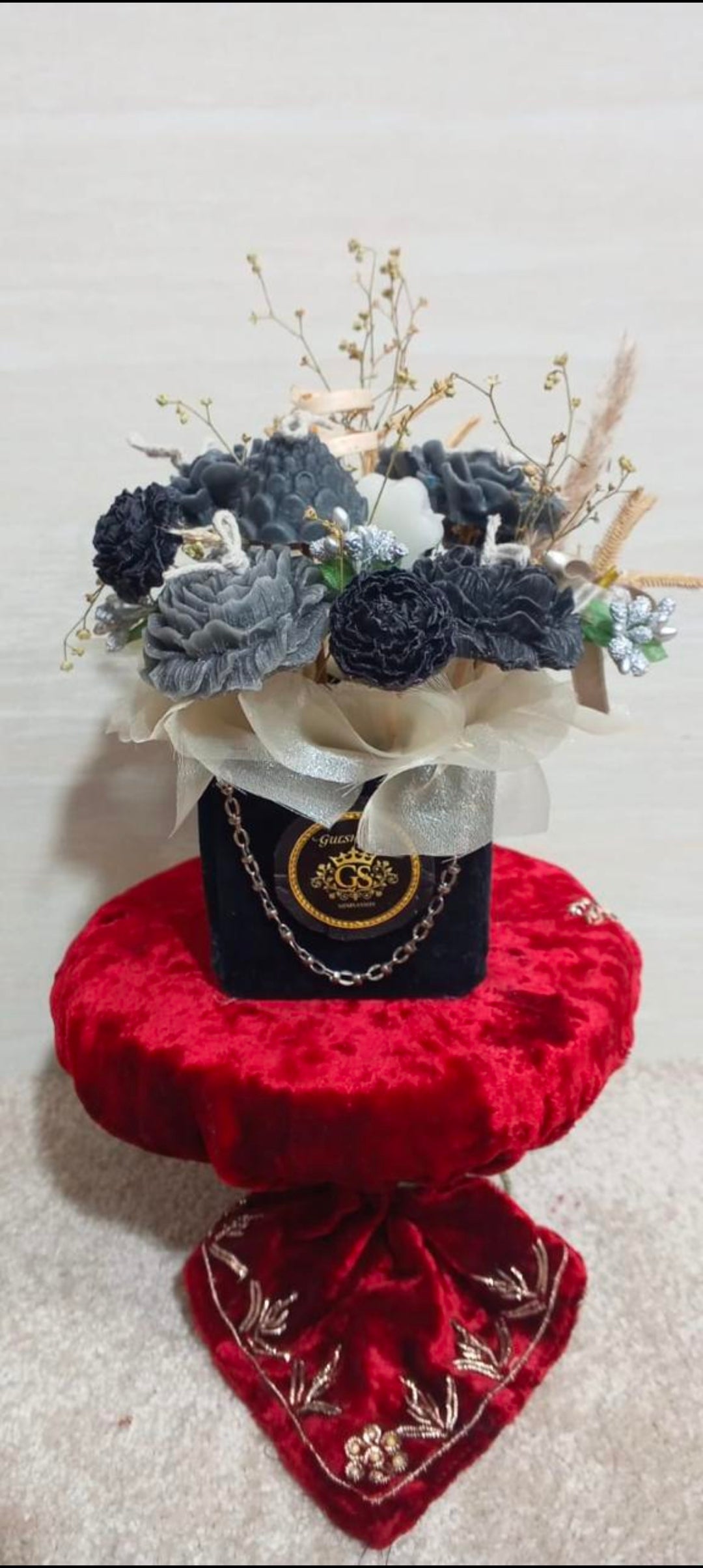 Bouquet Flower Vase